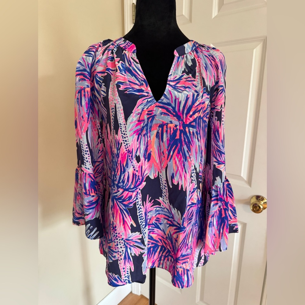 Lilly Pulitzer Silk Tropical Print V-Neck Tunic Blouse — XS